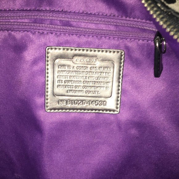 Coach Authentic Grey Tote Handbag Purple Interior Medium Size Handbag​​ - Picture 4 of 12